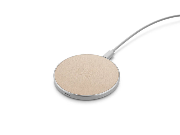 <h3>BeoPlay charging pad</h3>