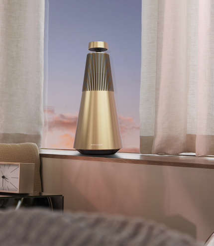 Bang & Olufsen BeoSound 2 3rd generation black