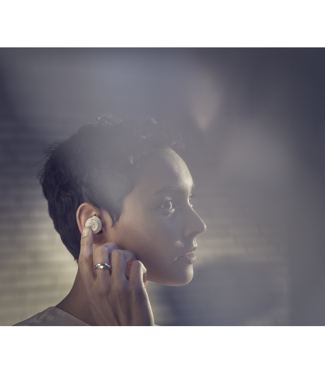 Bang & Olufsen BeoPlay EQ black
